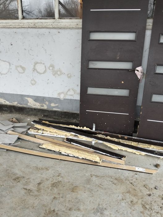 Есиктер буу двери буу