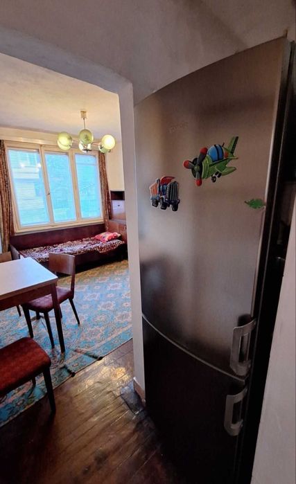 Къща в град Дебелец