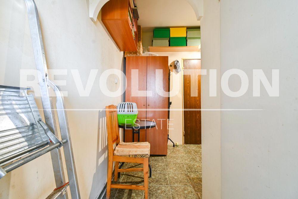 Продава се Двустаен апартамент в София, Редута - 53 кв.м за 3329 €/кв.м - Снимка #5