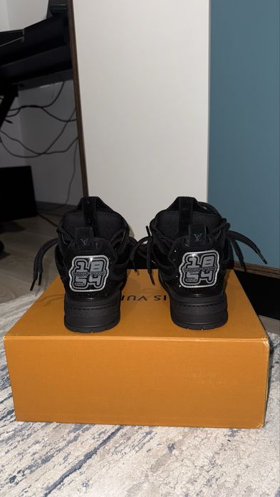 Louis Vuitton Skates Black Crystals