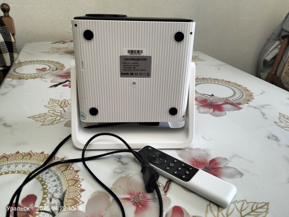 Продается Проектор.  В идеальном состоянии.