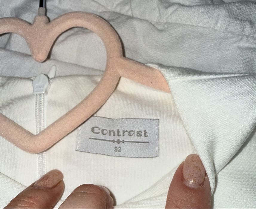 Детска официална рокля с пера на Contrast