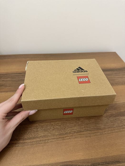 Adidas x Lego бебешки маратонки
