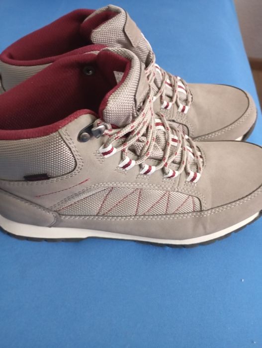 Ptr.barbati,ghete iarna,măr.41.absolut noi proveniența Germania.