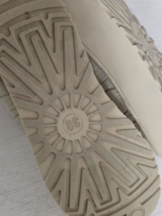 Угги-дутики 39 размера