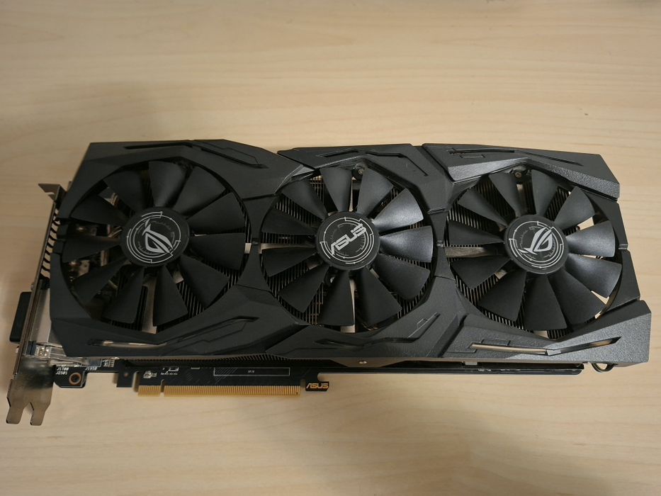 Placa video ASUS ROG Radeon RX 580 STRIX GAMING OC, 8GB GDDR5, 256-bit
