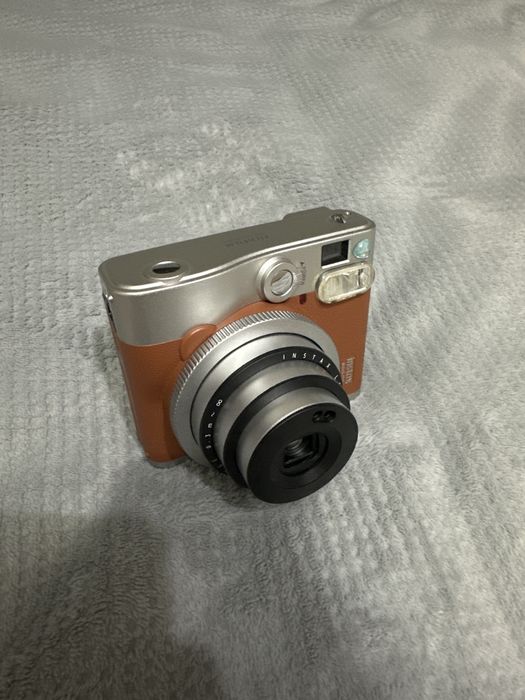Актобе Срочно продам instax mini 90