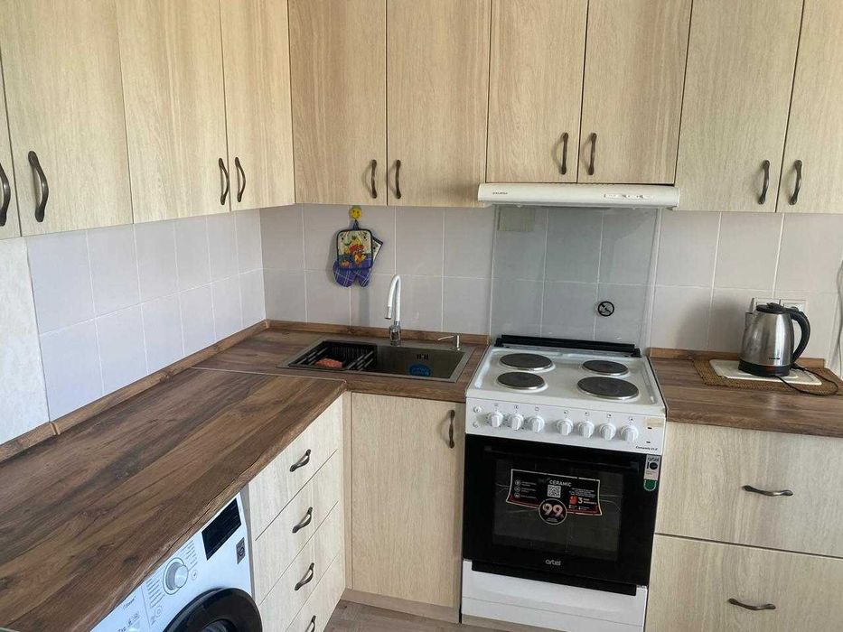 Гарнитур кухонный, все новое