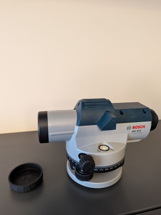 Vand nivela optica Bosch GOL 32G,