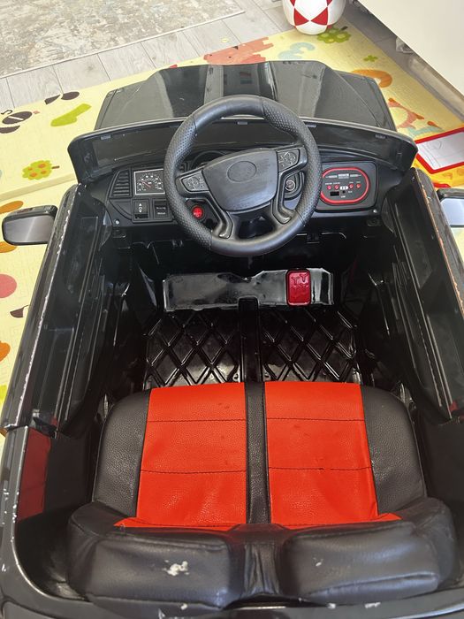 Автомобиль Toyota Land Cruiser