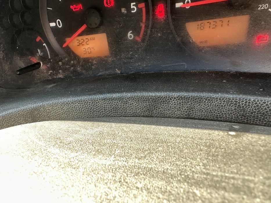 Dezmembrari piese Nissan Navara D 40