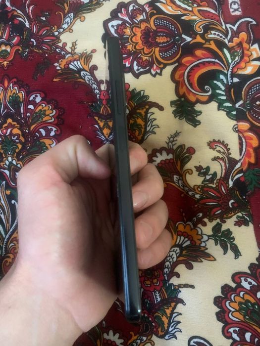 Poco M4 Pro 1 yil ishlatilgan