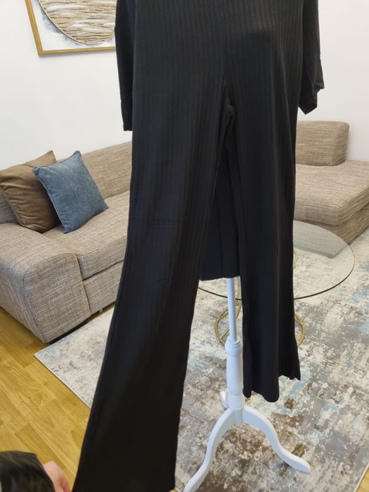 Set format din pantaloni+tricou