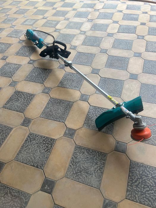 Продается электрический триммер