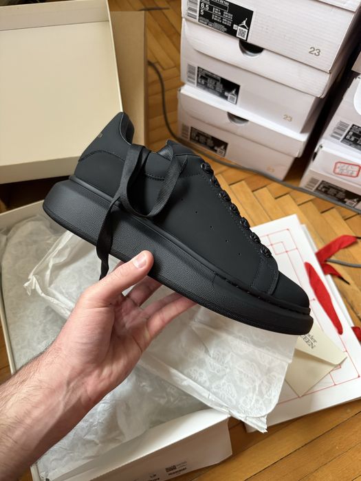 Alexander McQueen Negrii marimea 38, 42, 43