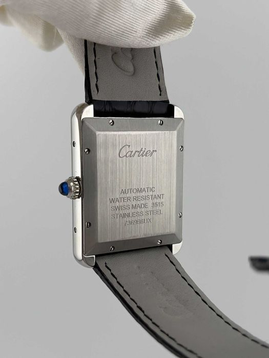 Наручные часы Cartier Tank