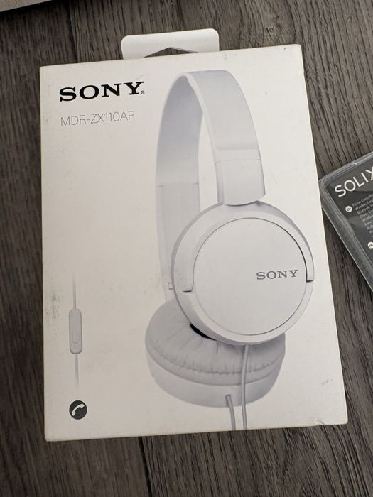 Продавам слушалки solix  sl500+ подарък втори слушалки