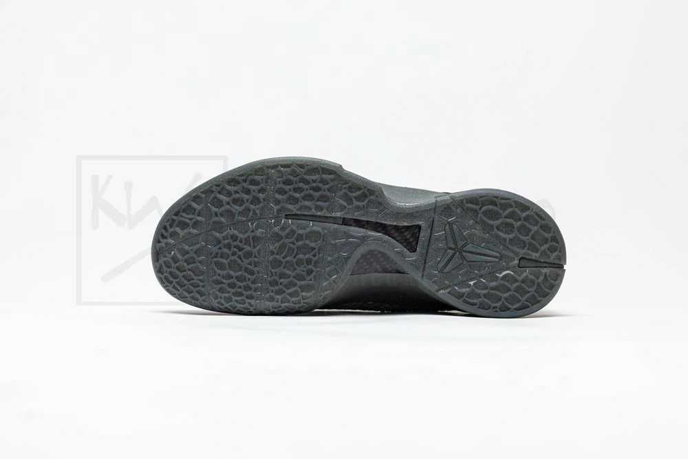 Оригинални баскетболни обувки - Zoom Kobe 5 Protro