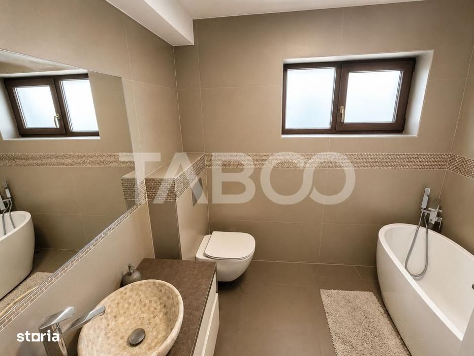 Casa de inchiriat cu 4 camere si curte in Selimbar / acces auto