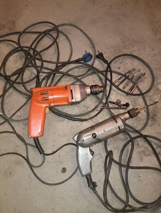 Две дрели с времён СССР раритет примерно 70 годов выпуска , они разные