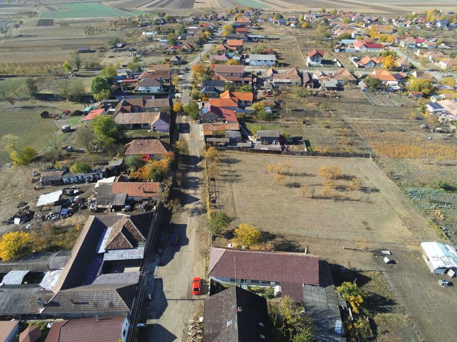 Persoana fizica, vand teren intravilan 3000mp Loc. Sambateni Jud. Arad