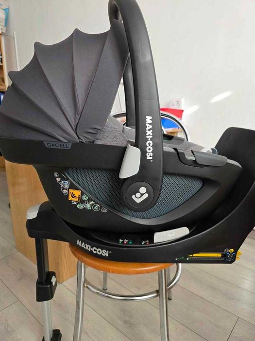 Vand scoica Maxi Cosi 360,stare impecabila