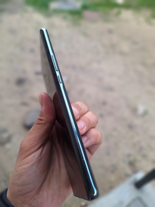 Продам Honor x9b на 8/256 Гб.