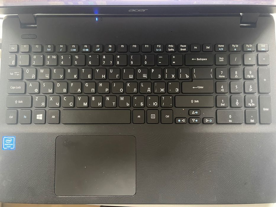 Ноутбук Acer Extensa EX2519-P8V6