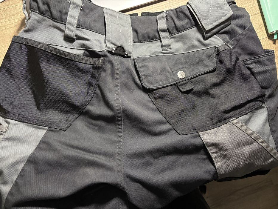 Pantaloni Strauss / pret de iarna