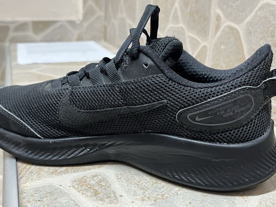 Дамски оригинални маратонки