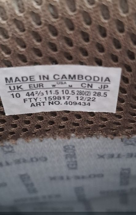 Bocanci tactici Salomon Quest (44 2/3) și Haix Heroes Wear (46)