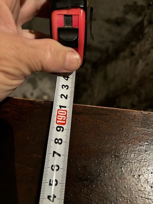 Дървена входна врата за апартамент-25лв.