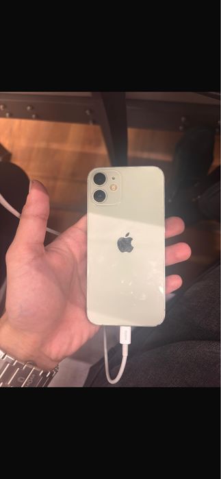 Продам Iphone 12 mini 128gb 74akb