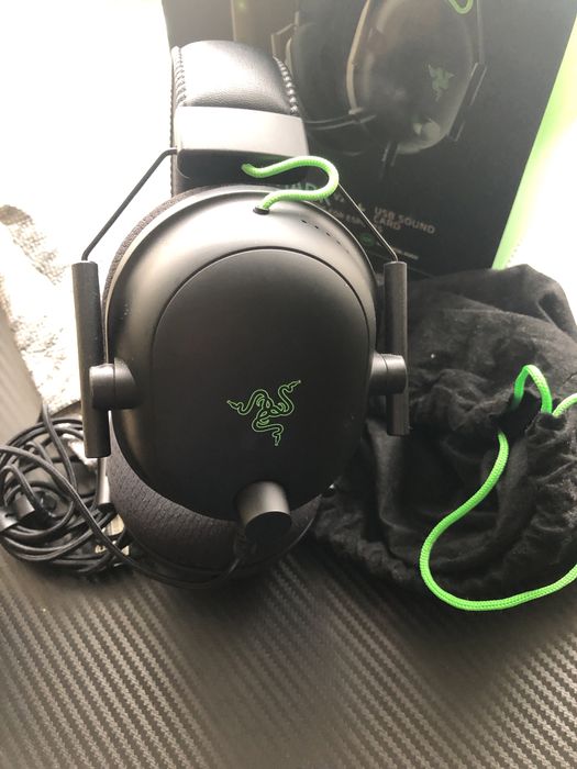 Геймърски слушалки Razer BlackShark V2 + USB Sound Card- Черни