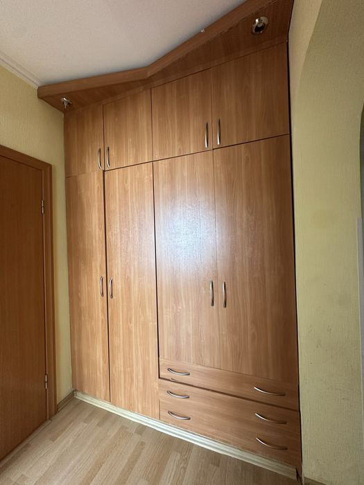 Шкаф для прихожую