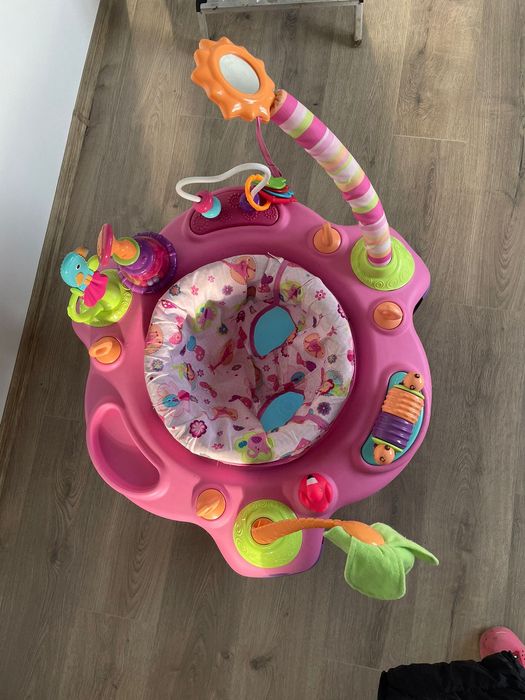 Centru de activitati bebe