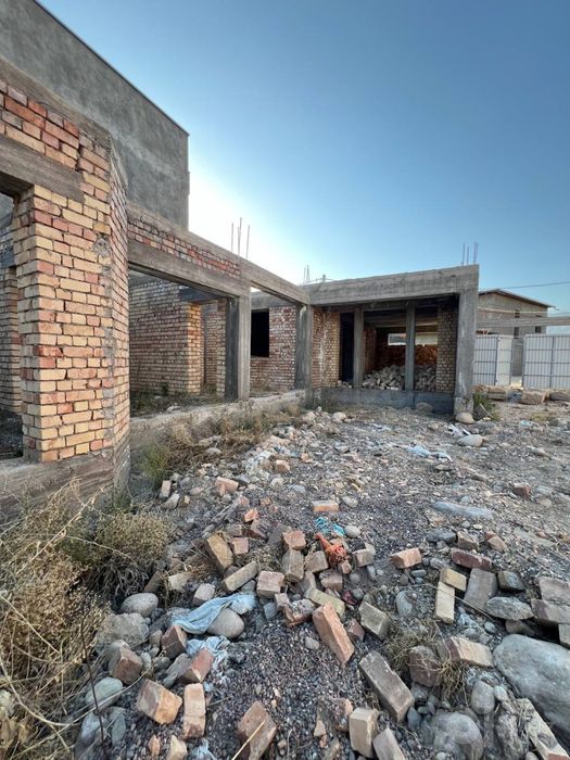 Dacha sotiladi srochna 6 soth gaz svet suv knalizaca bor