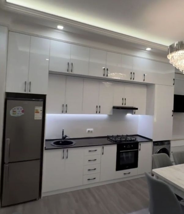 кухни мебел на заказ в короткие сроки.