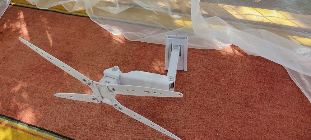 Кронштейн для ТВ