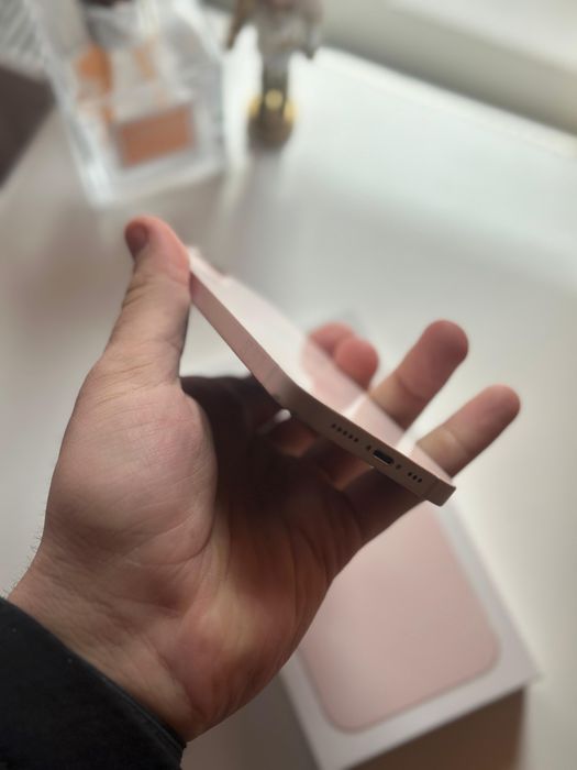 Iphone 13 roz  utilizat