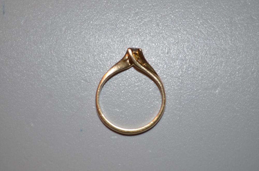 INEL AUR 18K + 1 Diamant = 0.12ct. - De Logodna - 3.3g.-  Solitaire !