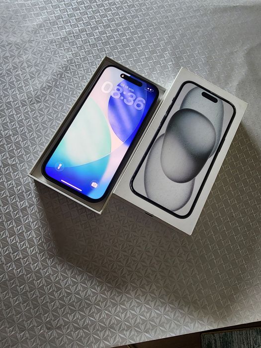 Продам айфон 15 идеал