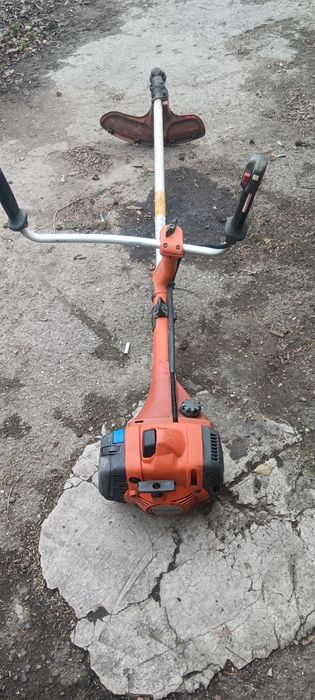 Vand sau schimb cu drujba