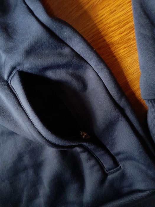 Armani мъжко горнище M размер.