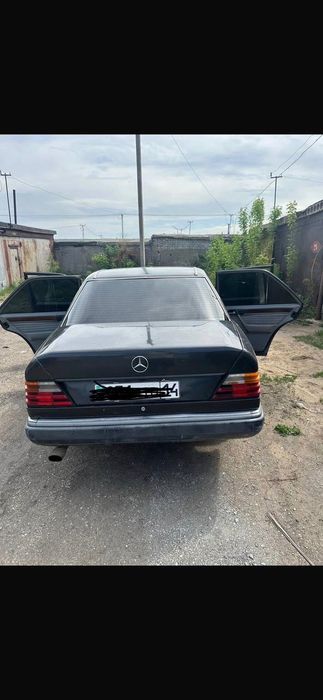 Продам mercedes w124
