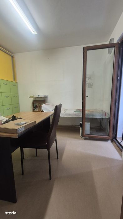 Spatiu comercial decomandat - KM 4-5