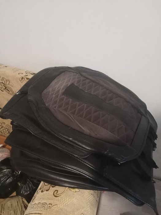 Продам авто чехлы