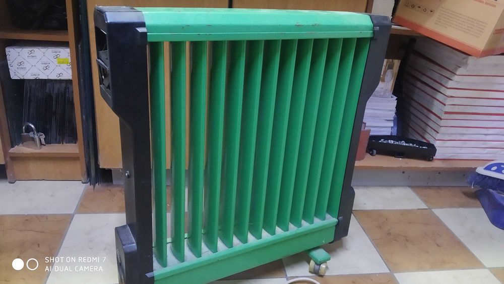 Продается масляный обогреватель 2 шт