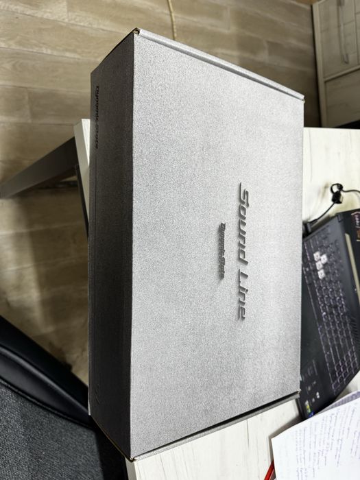 Продаю комплект автозвука — новый, катался всего неделю