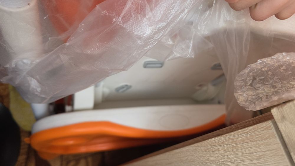 Стульчик для кормления в отличном состоянии .